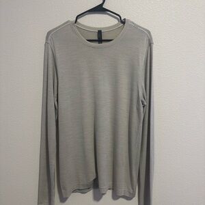 lululemon athletica Light Gray Long Sleeve Tee